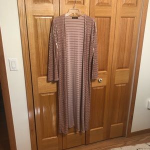 Gypsy Rose Blush pink ribbed velvet kimono. Longer length. Size l…